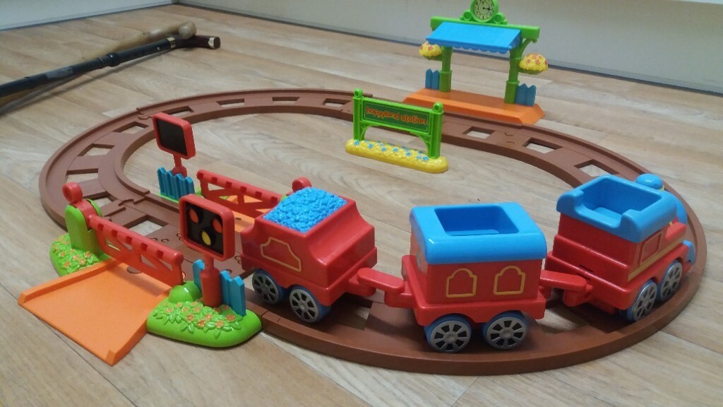 happyland country train set